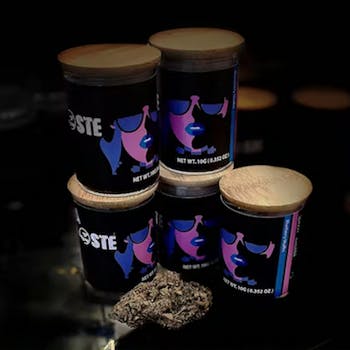 La Poste - Blueberry Muffin Indoor @ 31.98% THC